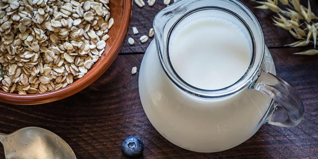 truth-about-oat-milk-and-almond-milk